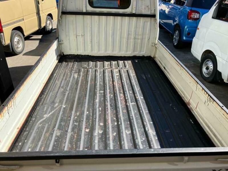 MINICAB TRUCK