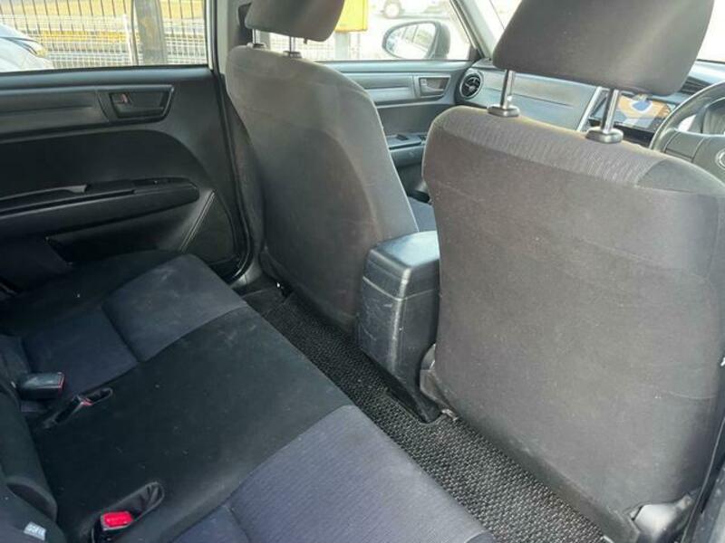 COROLLA FIELDER