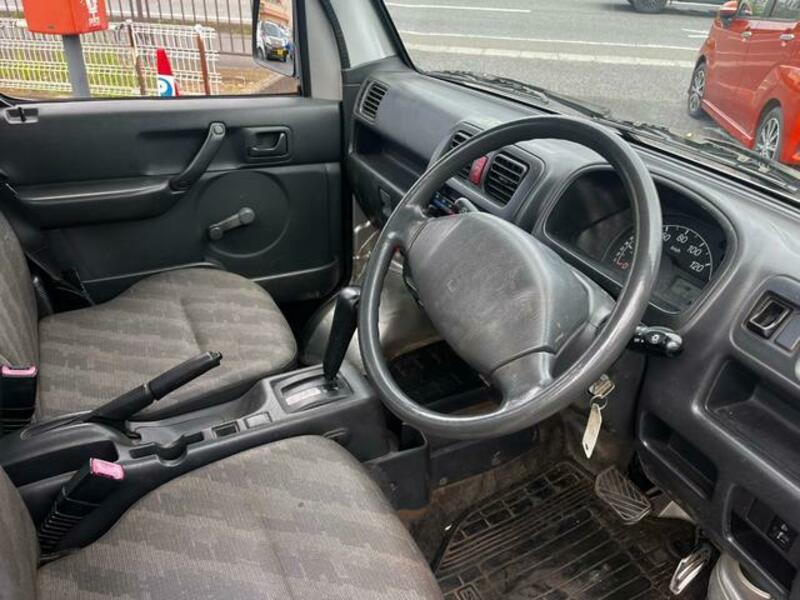 CARRY TRUCK