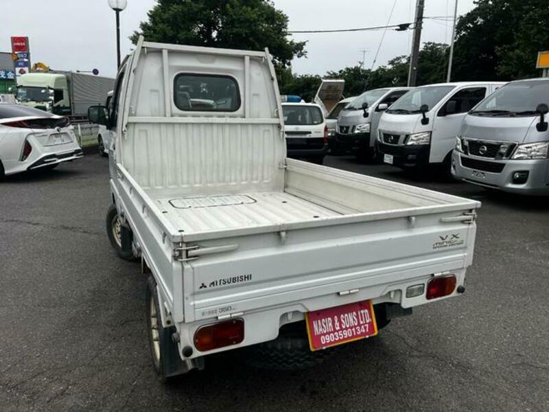 MINICAB TRUCK