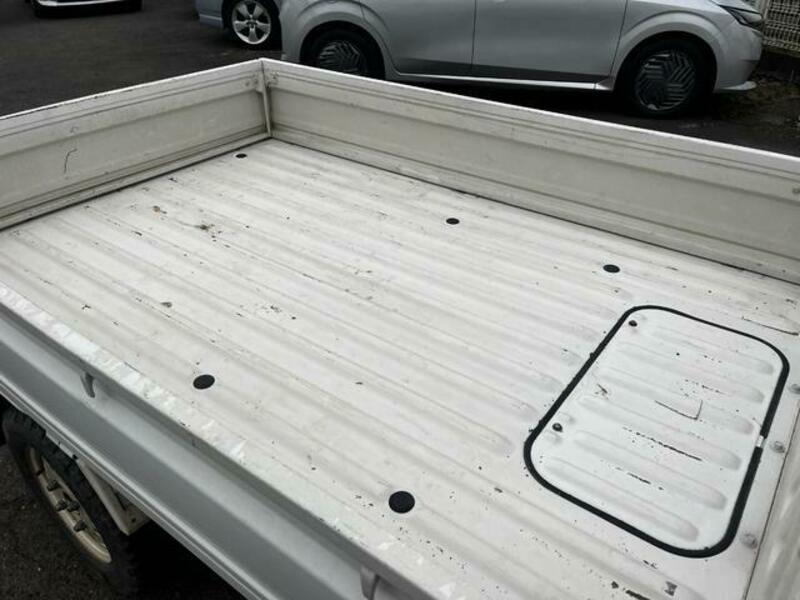 MINICAB TRUCK