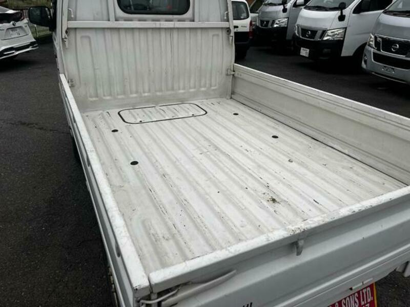 MINICAB TRUCK