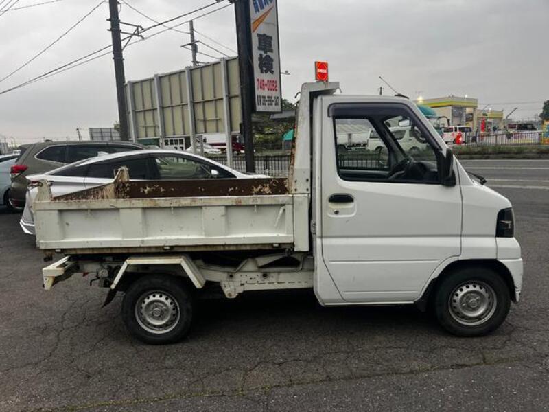 MINICAB TRUCK