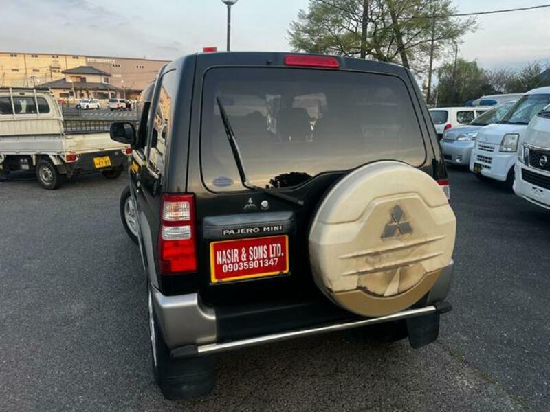 PAJERO MINI