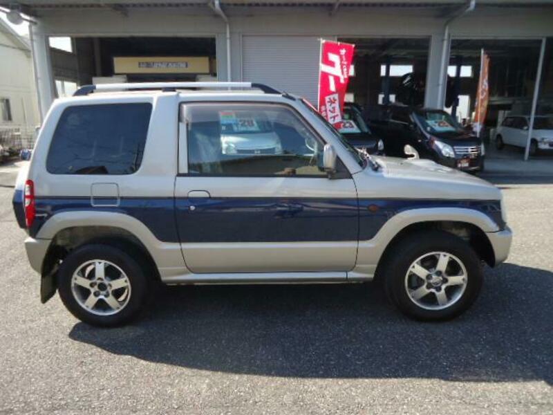 PAJERO MINI