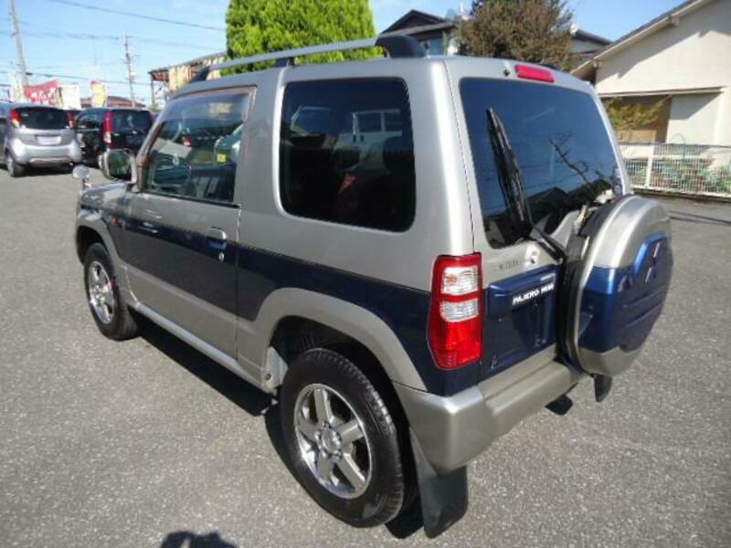 PAJERO MINI