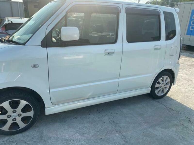 WAGON R