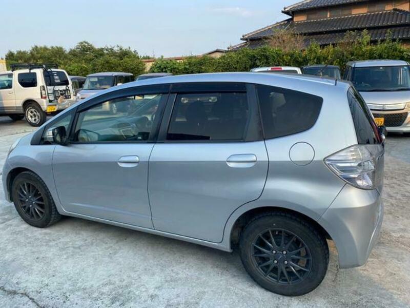 FIT HYBRID