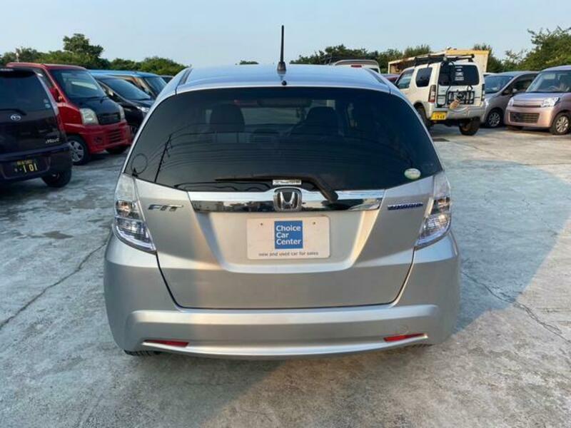 FIT HYBRID