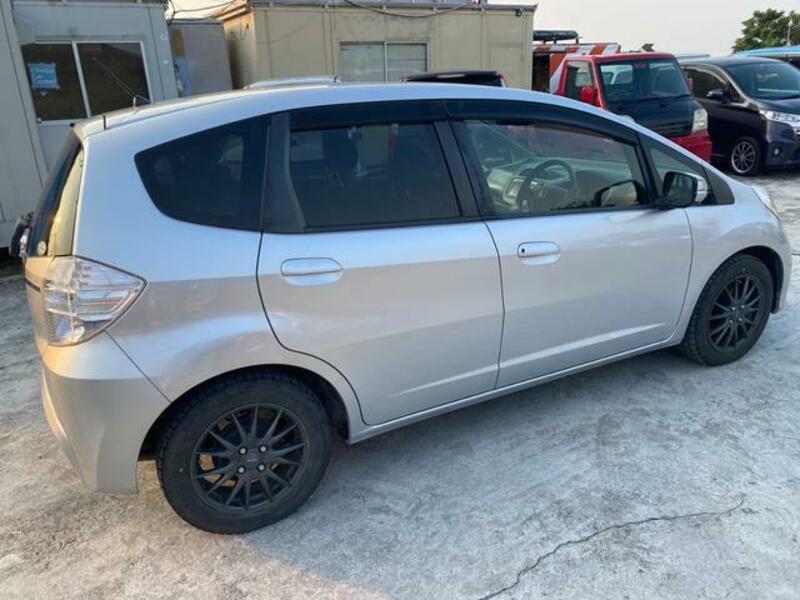 FIT HYBRID
