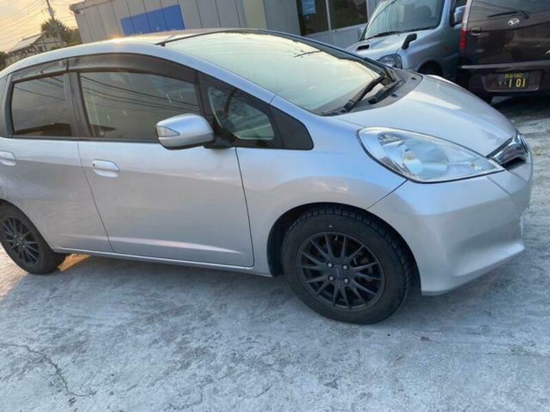 FIT HYBRID