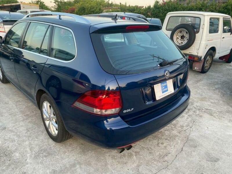 GOLF VARIANT