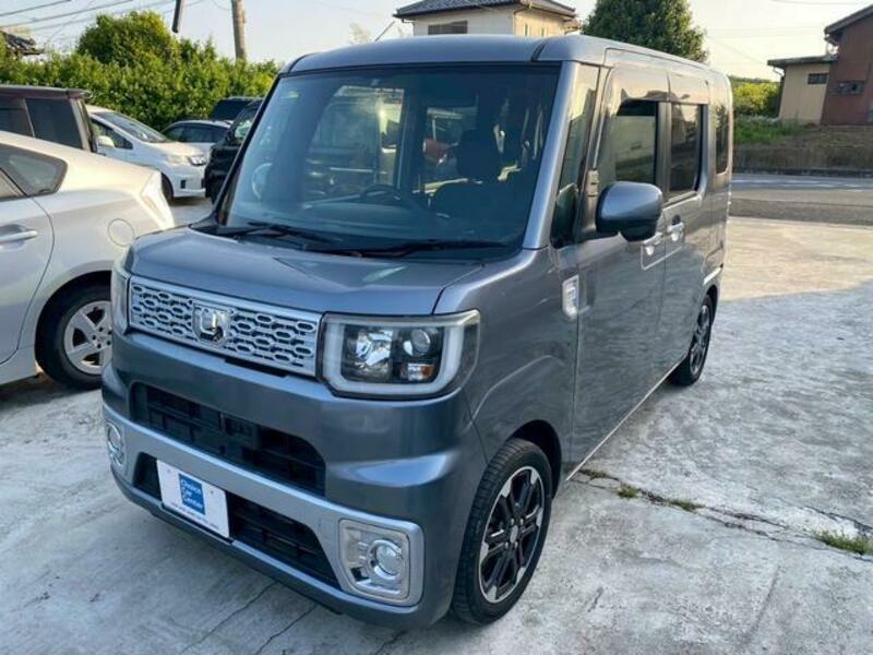DAIHATSU WAKE