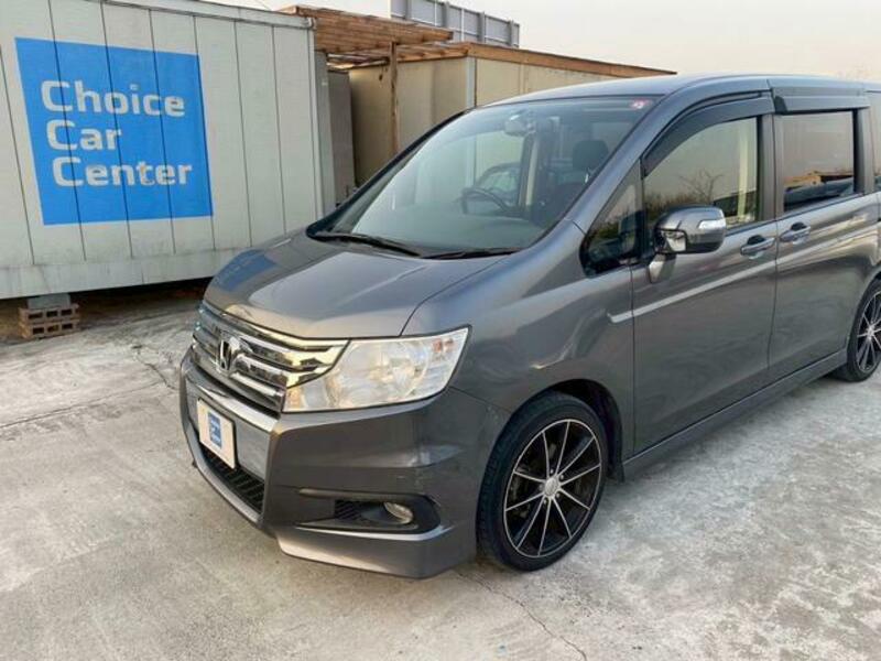 HONDA STEPWAGON SPADA