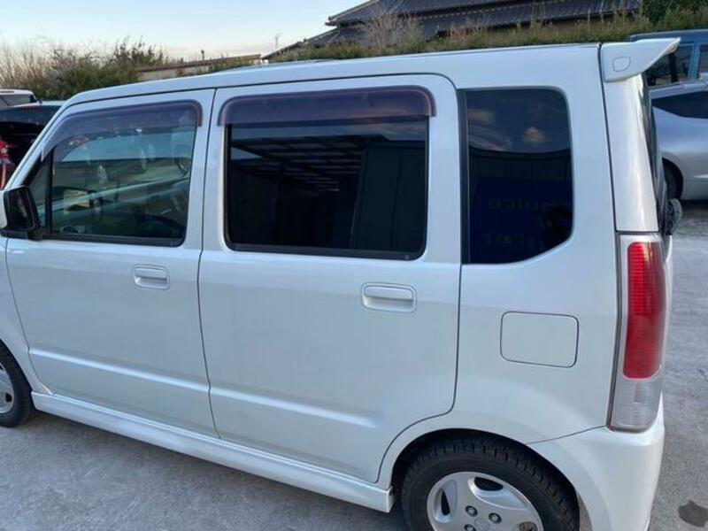 WAGON R
