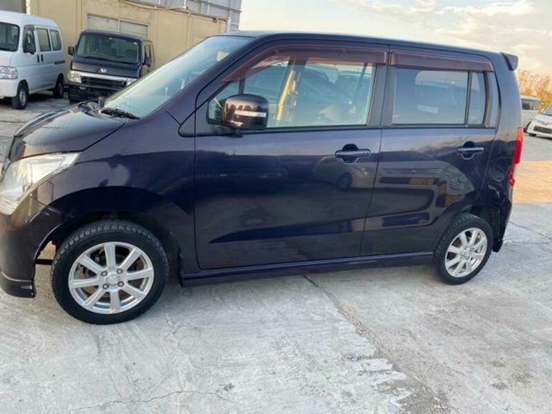 WAGON R