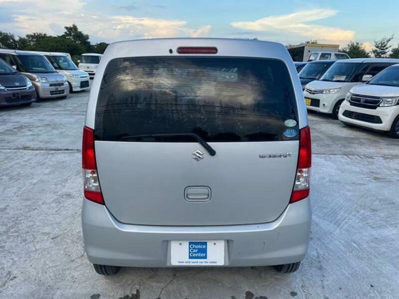 WAGON R