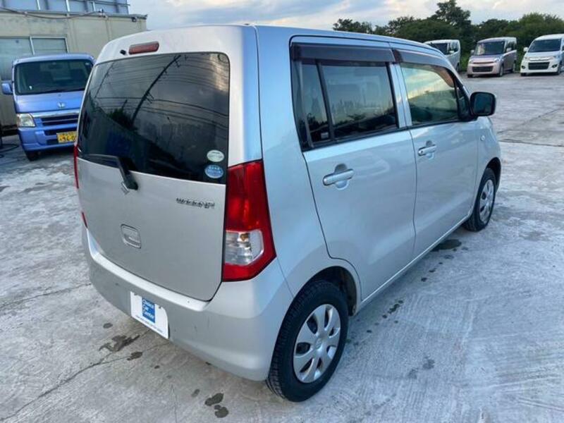 WAGON R