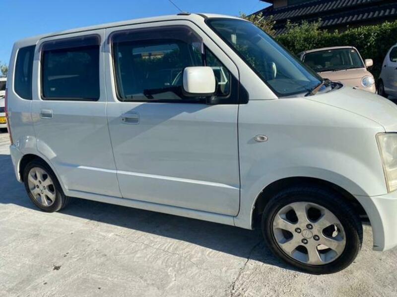 WAGON R