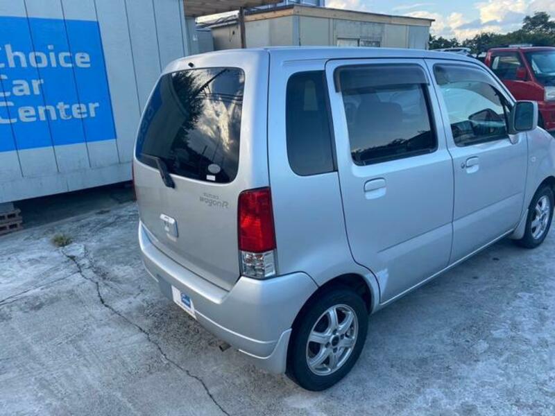 WAGON R