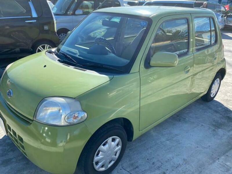 DAIHATSU ESSE