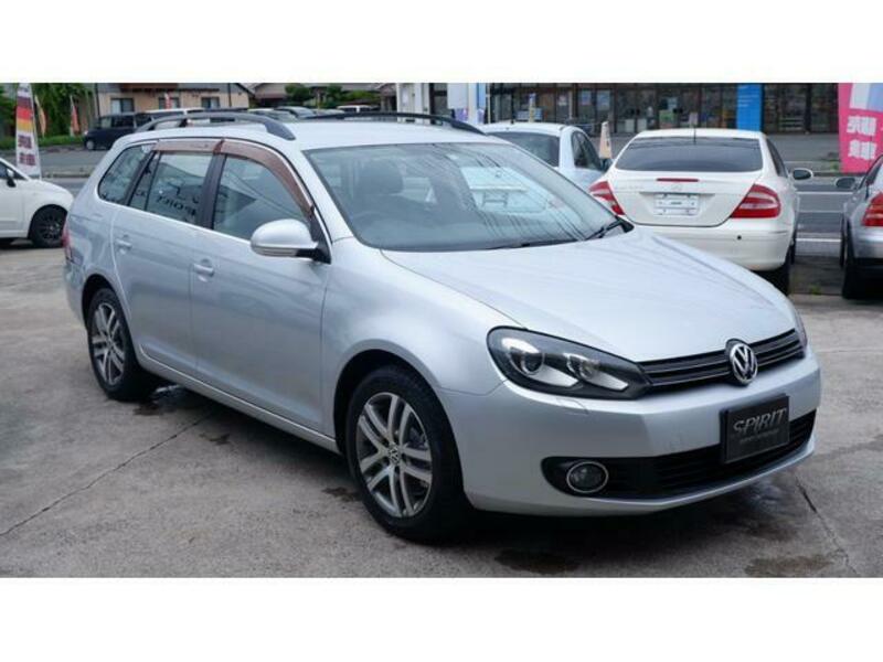 GOLF VARIANT