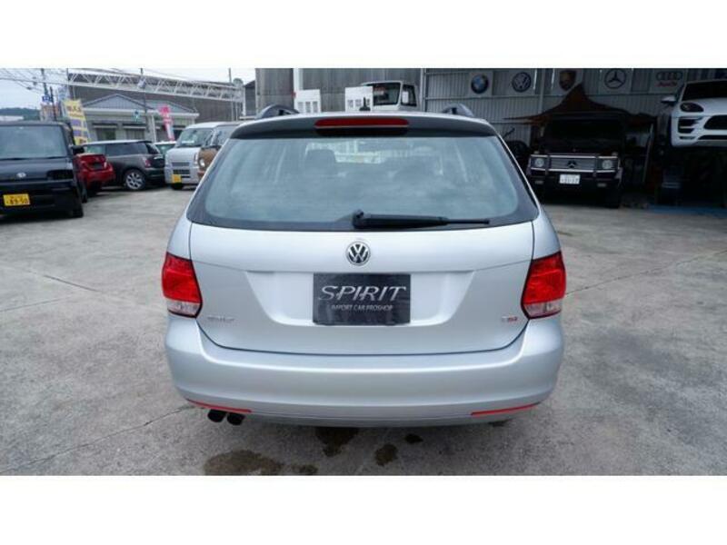 GOLF VARIANT