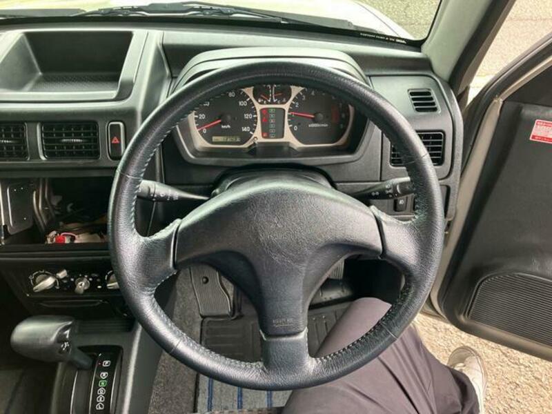 PAJERO MINI