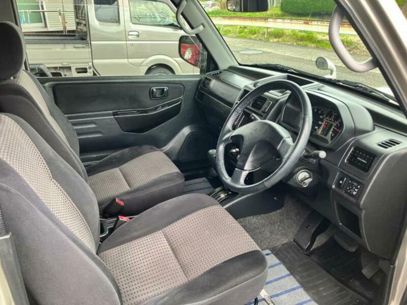 PAJERO MINI