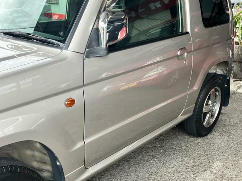 PAJERO MINI
