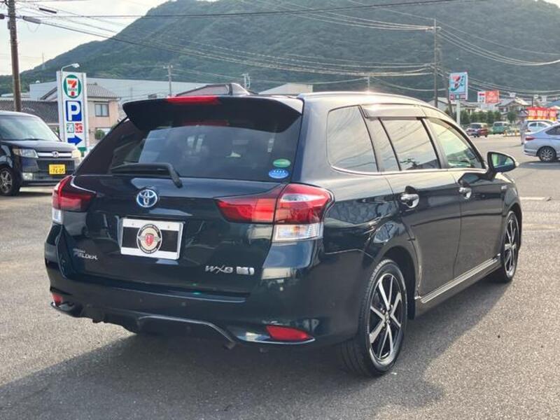 COROLLA FIELDER
