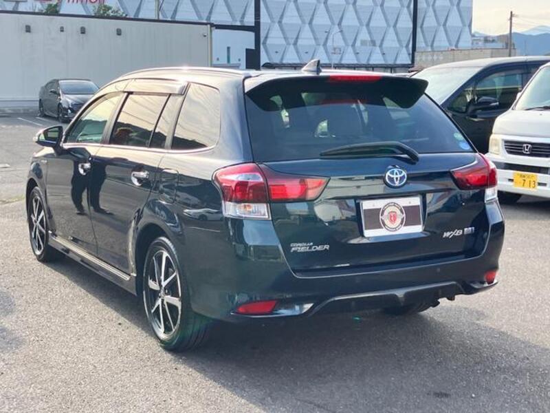 COROLLA FIELDER