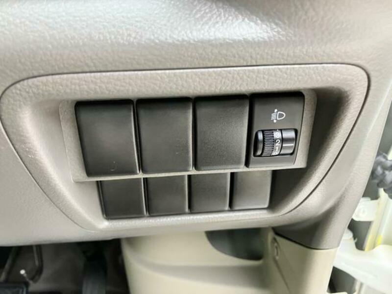 MINICAB VAN