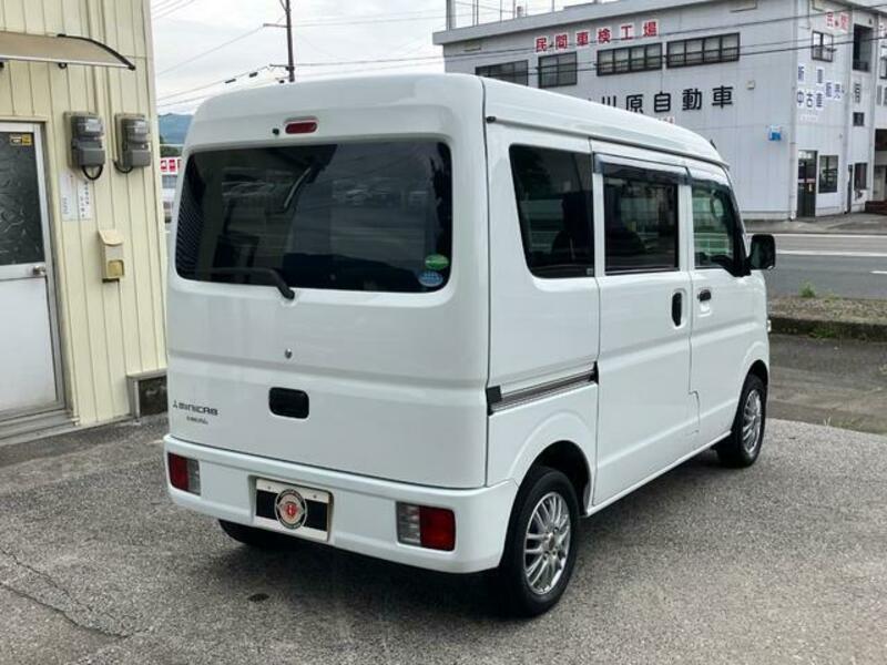 MINICAB VAN
