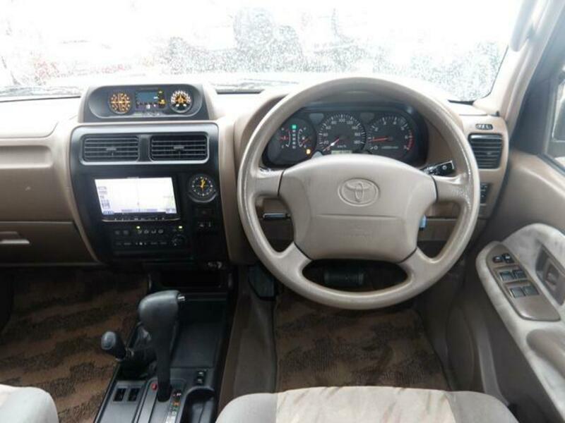 LAND CRUISER PRADO