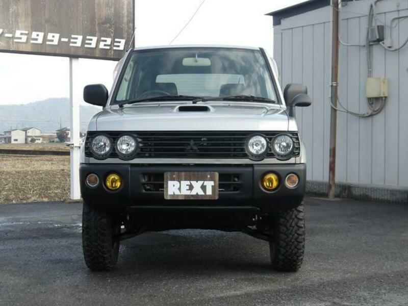 PAJERO MINI
