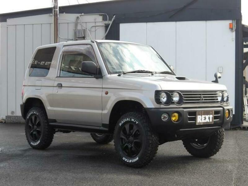 PAJERO MINI