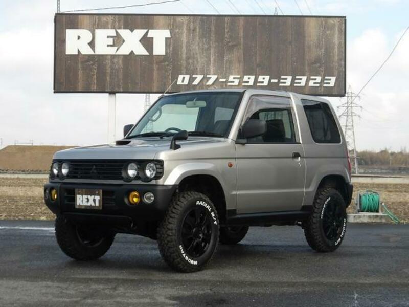 MITSUBISHI PAJERO MINI