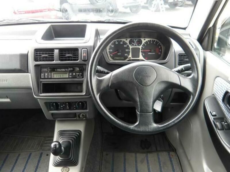 PAJERO MINI
