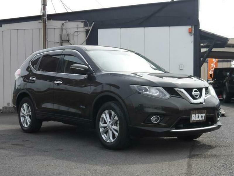 X-TRAIL