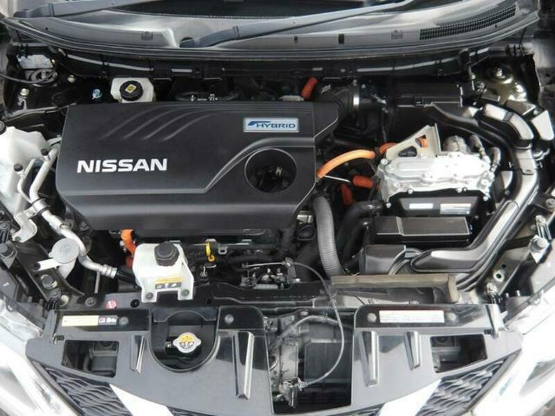 X-TRAIL
