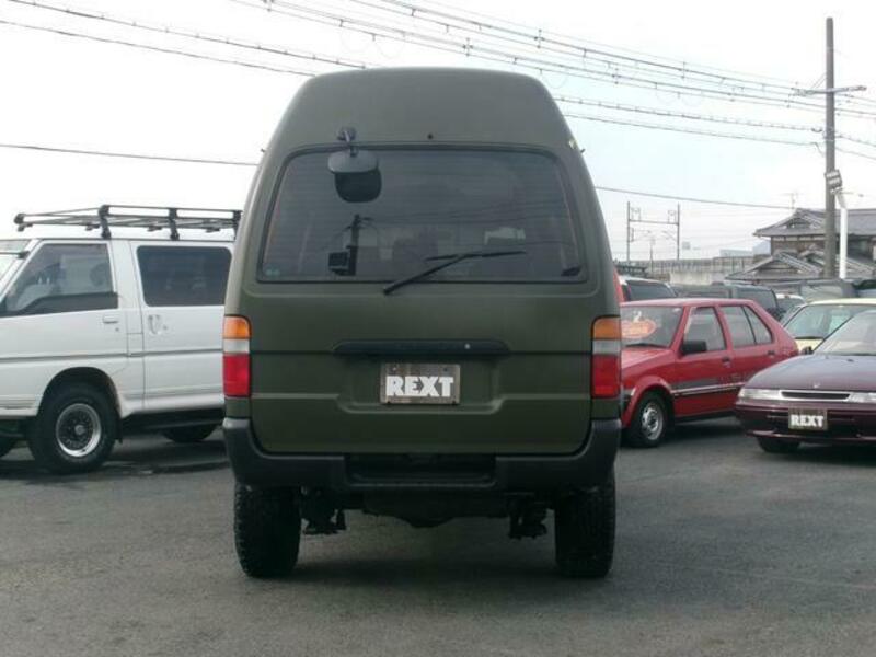 HIACE VAN