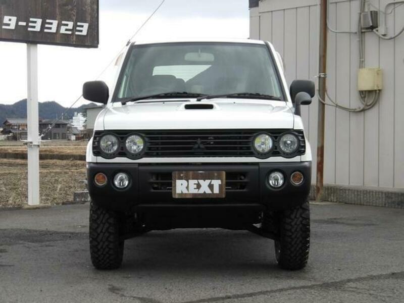 PAJERO MINI