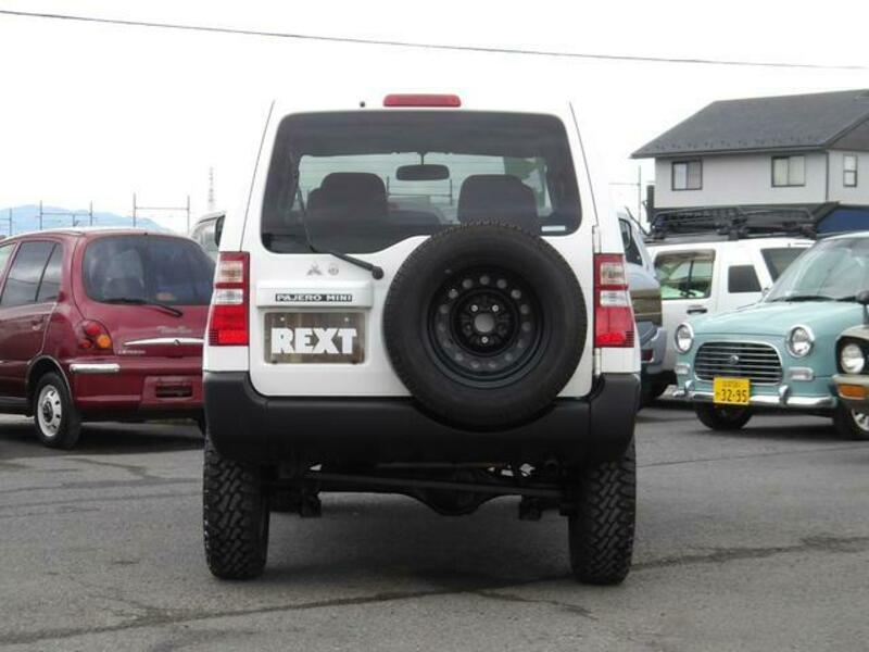 PAJERO MINI