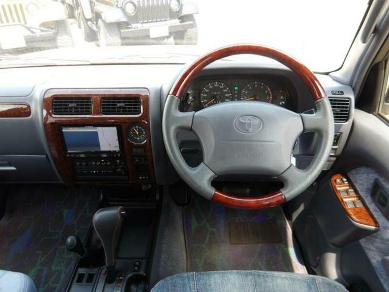 LAND CRUISER PRADO