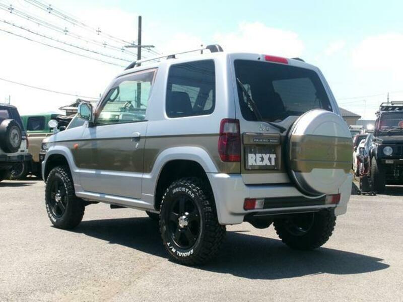 PAJERO MINI