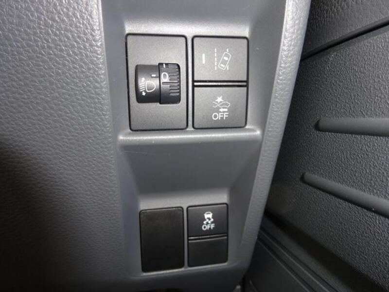N-VAN