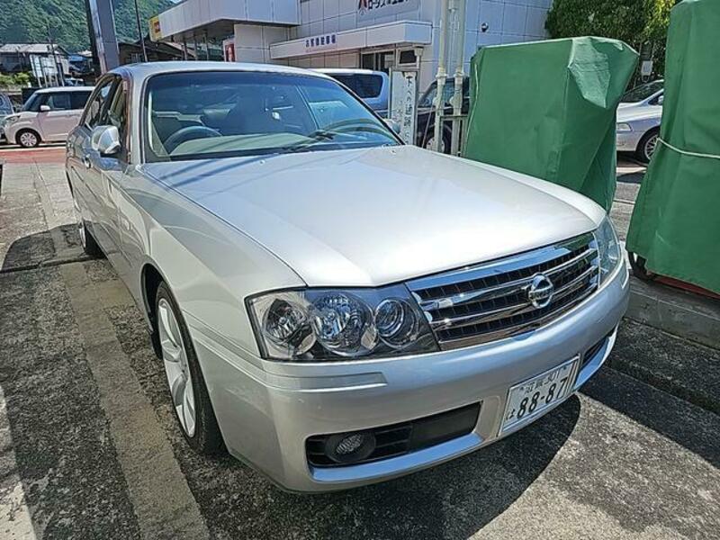 NISSAN GLORIA