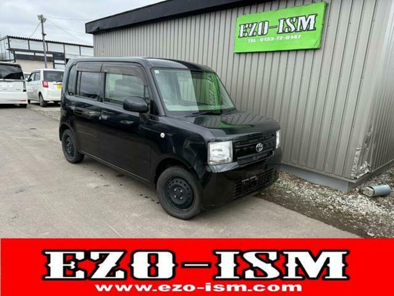 TOYOTA PIXIS SPACE