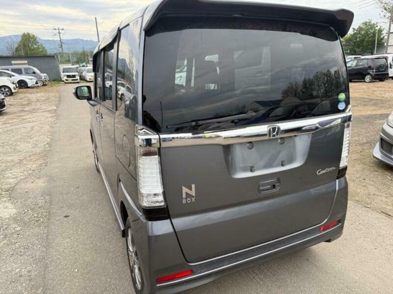 N BOX CUSTOM